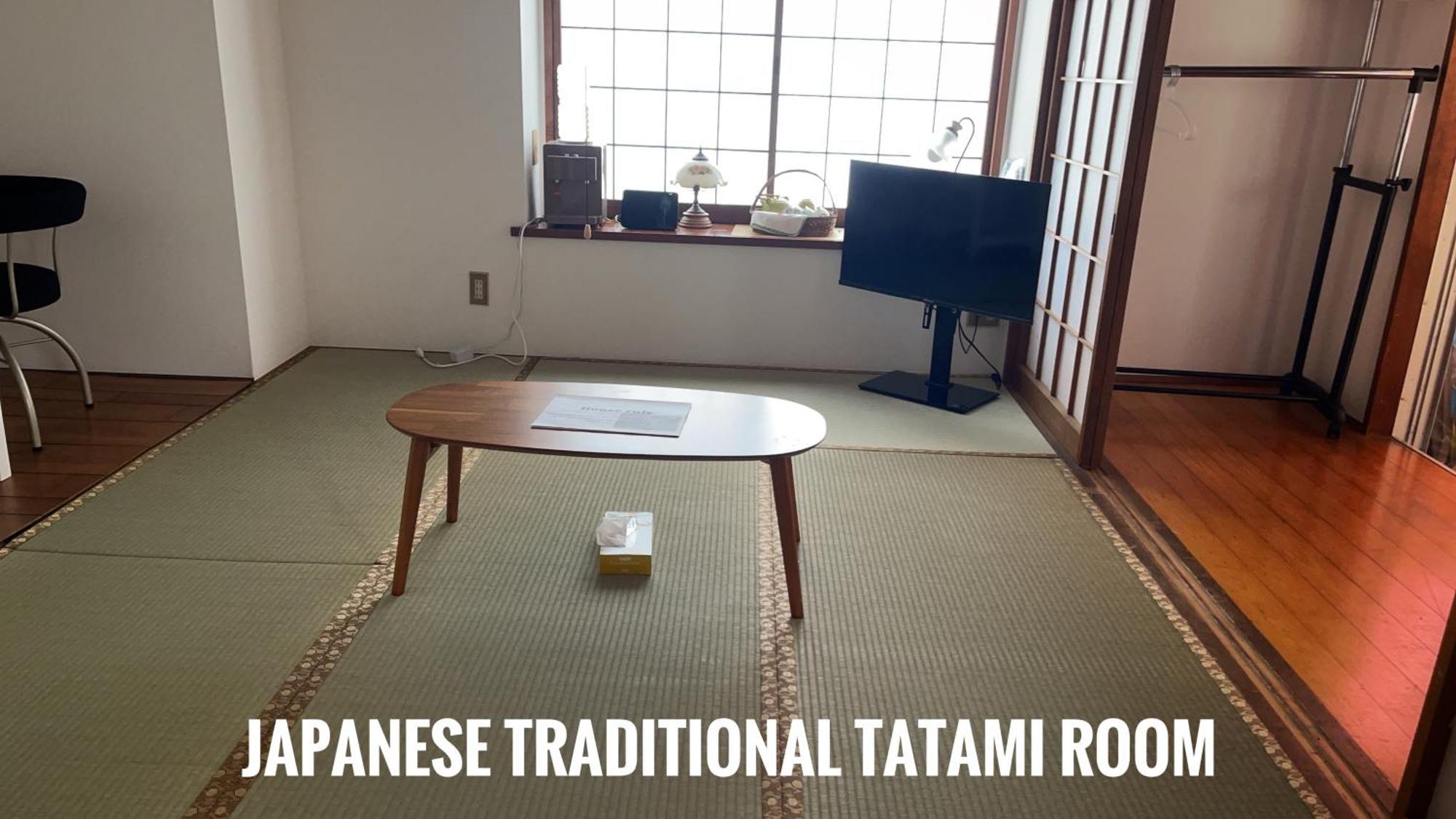 Tokyo Downtown Tatami House: Multinational TV & BBQ Corner Hotel Exterior photo