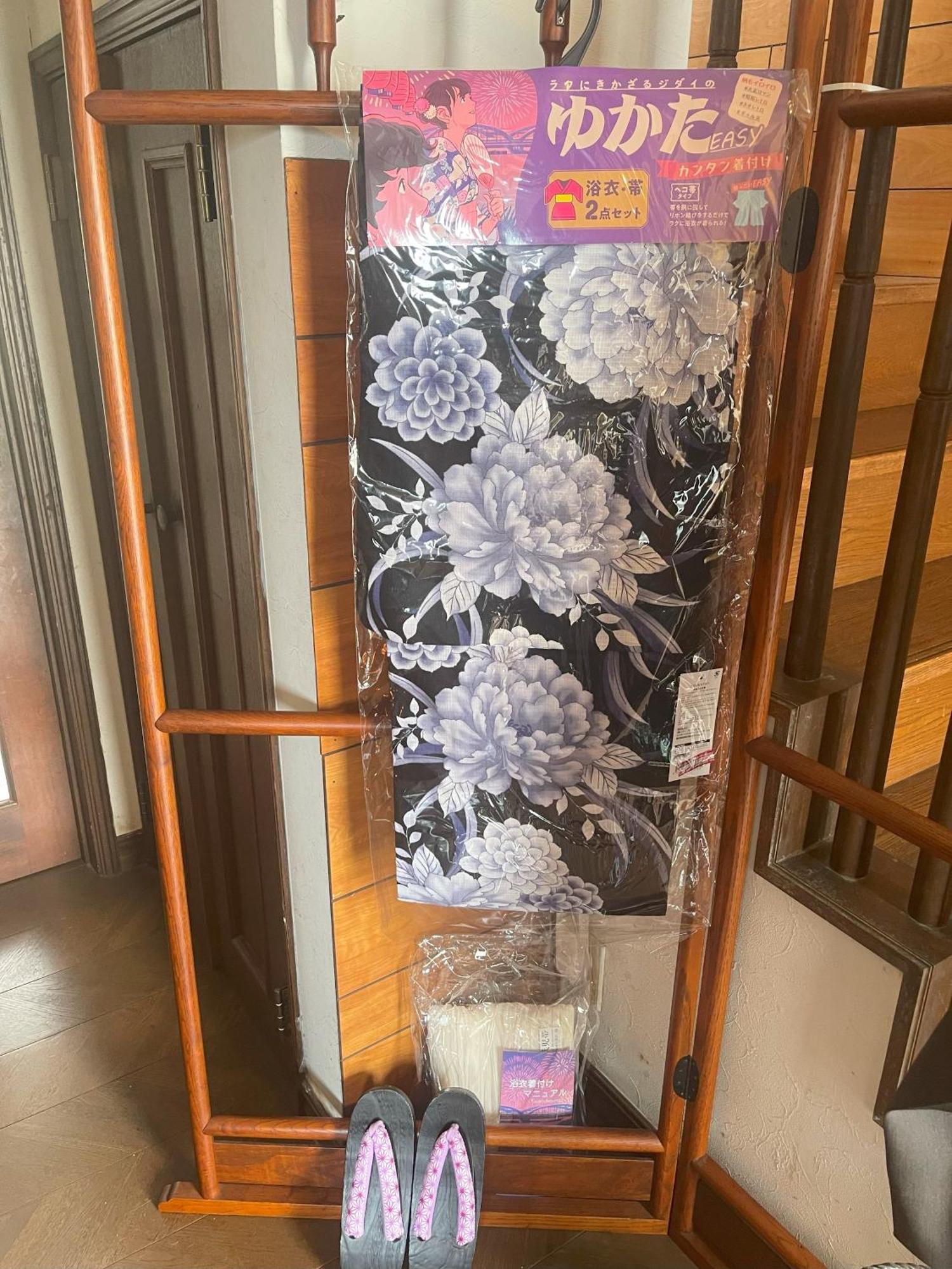 Tokyo Downtown Tatami House: Multinational TV & BBQ Corner Hotel Exterior photo